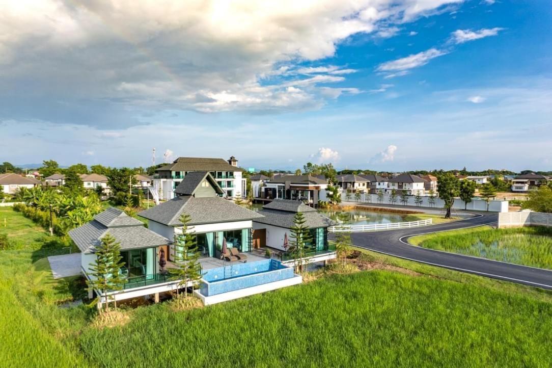 Pim Pool Villa Nan Exterior photo